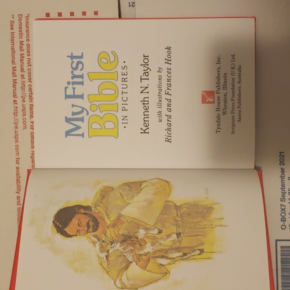 My First Bible In Pictures By Kenneth N. Taylor Hardcover Book - Picture 4 of 10